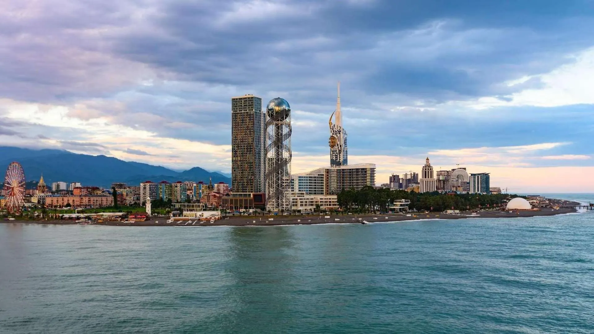 Aparthotel Orbi City 2025 Batumi Georgien